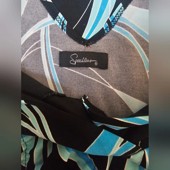 Speechless Black and Blue Patterned Dress - Picture 7 of 7